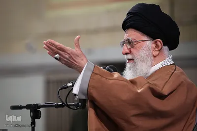 دیدار جمعی از پاسداران و خانواده‌های آنان با رهبر انقلاب