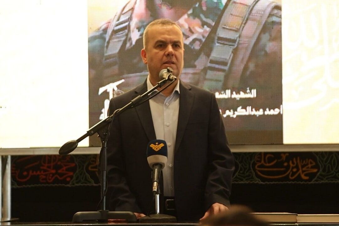 نماینده حزب‌الله در پارلمان لبنان: مقاومت سلاح خود را زمین نمی‌گذارد