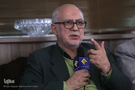 حضور سیدمحسن موسوی بلده همراه با جمعی از اعضای جامعه قرآنی در منزل مرحوم استاد ابوالفضل علامی 