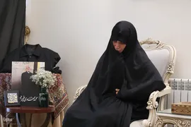 دیدار جامعه قرآنی با خانواده شهید طهرانچی
