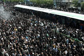 تشییع پیکر رئیس جمهور شهید در تهران (۲)