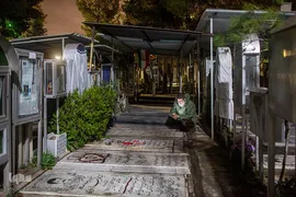 آغاز سال نو در کنار شهدا و درگذشتکان
