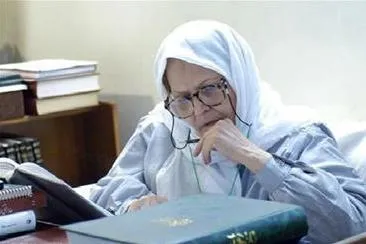 مهلت فراخوان فیلمنامه‌نویسی زندگی طاهره صفارزاده تمدید شد