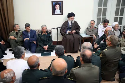 دیدار فرماندهان ارشد نیروهای مسلح با رهبر انقلاب