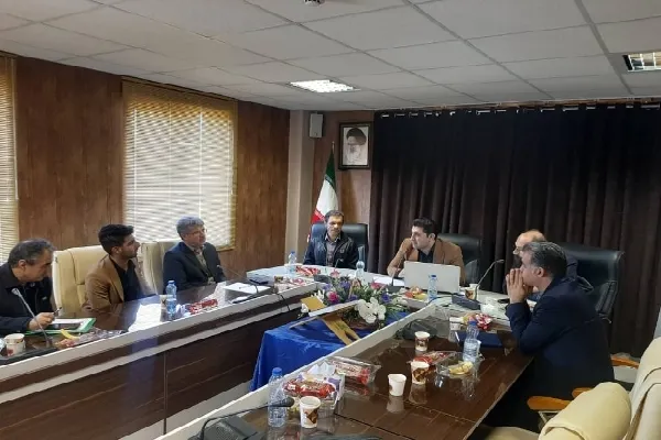 تولید فاخر و برندسازی در اولویت تولیدکنندگان صنایع‌دستی قرار گیرد