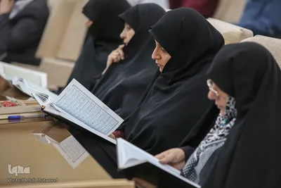 محفل انس با قرآن با حضور استاندار و فعالین قرآنی در قزوین