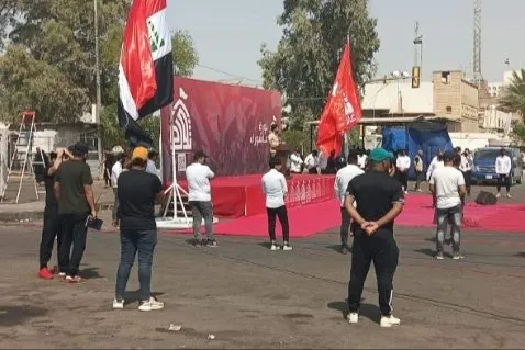 نماز وحدت صدری‌ها نزدیک پارلمان عراق + عکس
