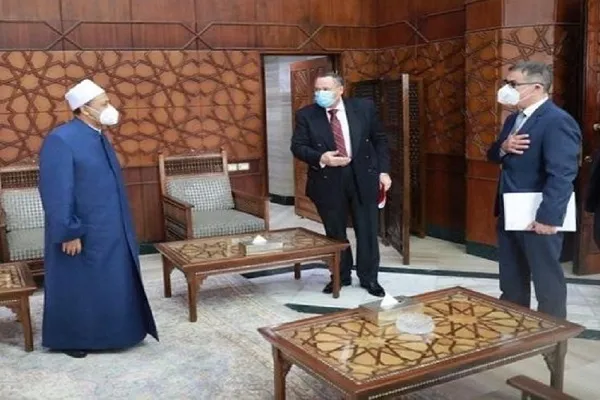 شيخ الأزهر لسفير سويسرا: تعاليم الإسلام تجعل السلام حقاً للجميع