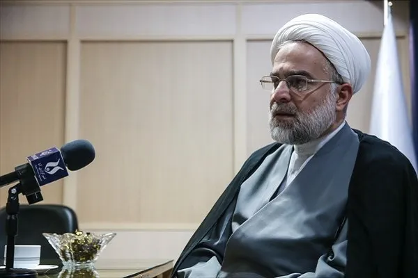 مسئولیت ستاد بازسازی عتبات عالیات به مردم واگذار شود