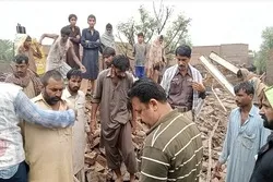 Mindestens zehn Menschen bei Einsturz eines Moscheedachs in Pakistan getötet
