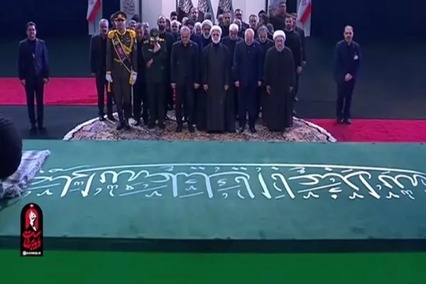  د مشرانو له شهید رهبر سره الوداع