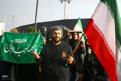 تحویل سال نو در میدان انقلاب تهران