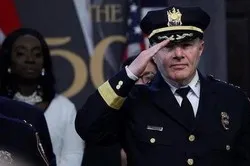 Etats-Unis : Ibrahim Baycora, le premier chef de police musulman prête serment sur le Coran