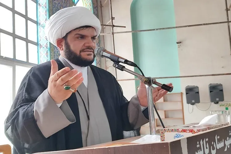 وحدت بین مسلمین عامل اصلی نابودی توطئه دشمنان است