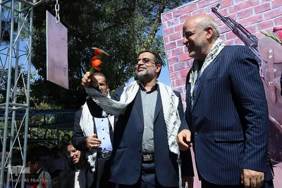 حضور سردار علی محمد نائینی مراسم زنگ دانش آموز شهید در گلزار مطهر شهدا