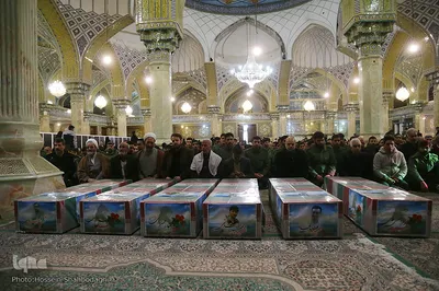 تشییع پیکرهای۶تن از شهدای سانحه سقوط هواپیمای اوکراینی در قم