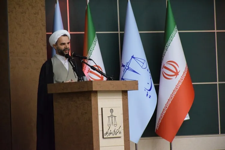 تضییع بیت‌المال با ترک فعل برخی از مدیران