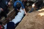 تشییع پیکر استاد امیرهوشنگ جزی‌زاده در اصفهان