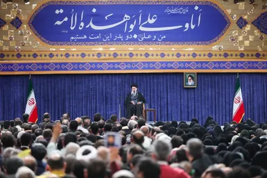 فیلم | بیانات رهبر معظم انقلاب در دیدار خانواده شهدای اقتدار