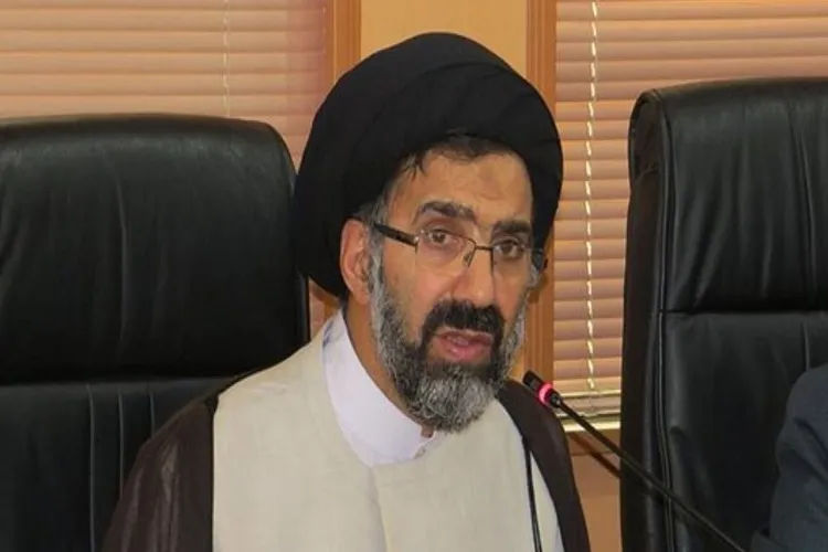 توسعه جامعه در سایه تربیت اندیشمندانی با تفکر انتقادی است