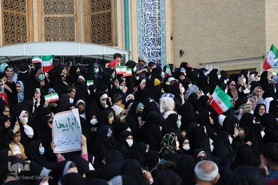 اجرای سرود سلام فرمانده به زبان ترکی و فارسی در تبریز