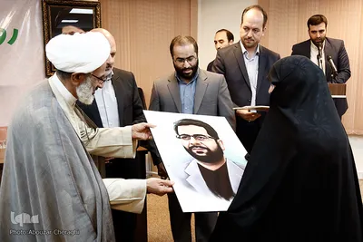 تجلیل از خبرنگار مدافع حرم