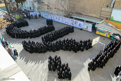 مراسم نواختن زنگ پیروزی انقلاب اسلامی