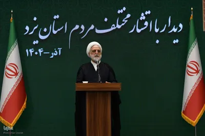 نشست رئیس قوه قضاییه با نمایندگان اقشار مختلف استان یزد‎