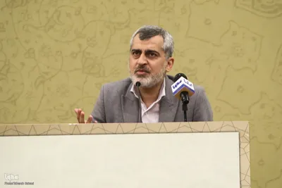 حمید ایماندار در مراسم اختتامیه نشست استادان، قاریان و حافظان قرآن