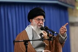 ایران زیادہ طاقتور اور ہمارے دشمن کافی کمزور ہوچکے ہیں، رہبر انقلاب اسلامی