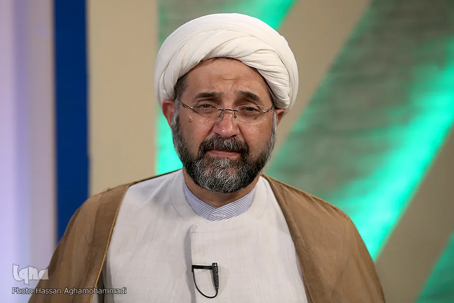 سوره قدر وجود امام زمان(عج) را اثبات می‌کند + فیلم
