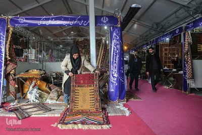 نمایشگاه دست آفرین