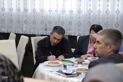 نشست شهردار تبریز با اصحاب رسانه