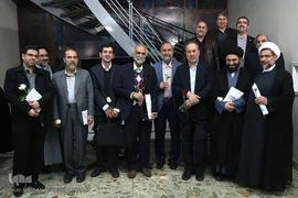 عکس یادگاری جامعه قرآنی در دیدار نوروزی سال ۹۶
