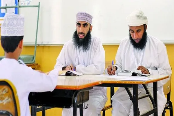 سلطنة عمان: 375 مشاركاً في الدورة الـ17 من مسابقة حفظ القرآن بالرستاق