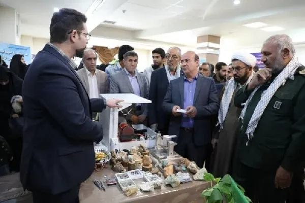 جهادگران علم و فناوری در چهارمحال‌وبختیاری تجلیل شدند+ عکس
