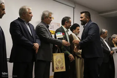 همایش یاوران وقف استان فارس/تجلیل از خبرگزاری ایکنا