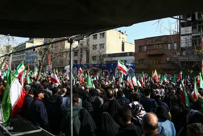 مراسم تشییع پیکر شهدا از میدان انقلاب