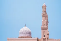 من يعمرون المساجد في الإسلام؟
