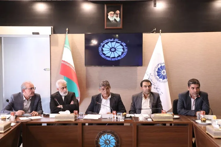 هماهنگی سازمان حج و زیارت با دفاتر خدمات مسافرتی بیشتر شود