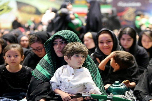 همایش بزرگ شیرخوارگان حسینی