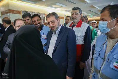 دیدار صمیمی سرپرست حجاج ایرانی با زائران کشورمان درمدینه منوره