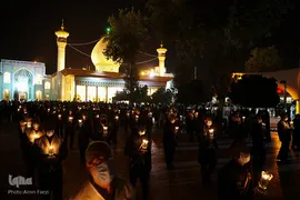 مراسم شام غریبان و لاله گردانی خادمین حرم شاهچراغ (ع)