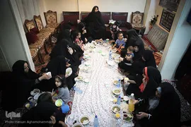 سفره افطار کریم اهل‌بیت(ع)در کوچه پس کوچه‌های جنوب تهران