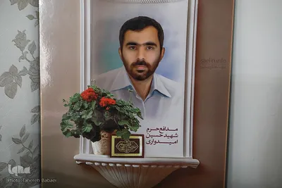 دیدار نمایندگان جامعه قرآنی با خانواده شهید حسین امیدواری