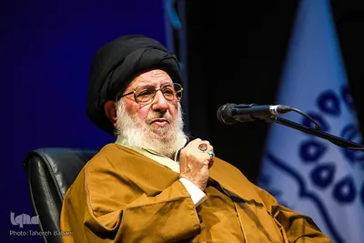 مراسم گرامیداشت هفته پژوهش و رونمایی از کتاب «روایت اساسی»