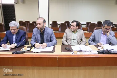 نشست مشورتی شورای هماهنگی فعالیت‌های قرآن و عترت دانشگاه‌ها