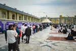 خادمی رزمندگان لشکر‌۱۴ امام حسین(ع) اصفهان در چایخانه حضرت رضا(ع)