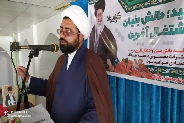 ضرورت ساخت جاده‌های استاندارد در بخش یزدان‌آباد