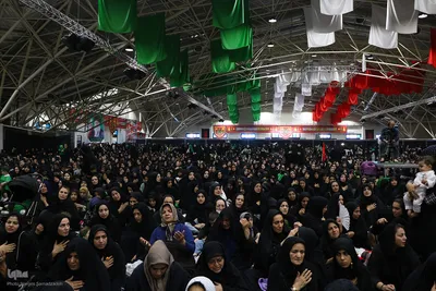 مراسم شیرخوارگان حسینی در اصفهان